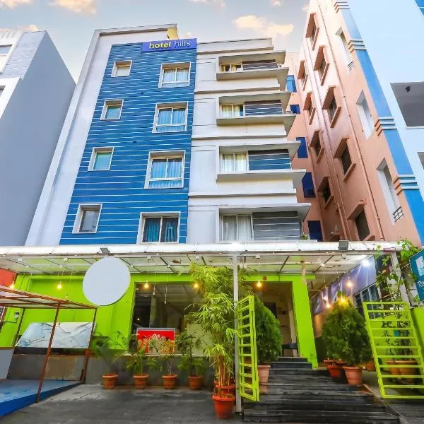 FabHotel Blue Dawn Gachibowli - Nr DLF Cyber City , Hyderabad – hotel w mieście Gachibowli