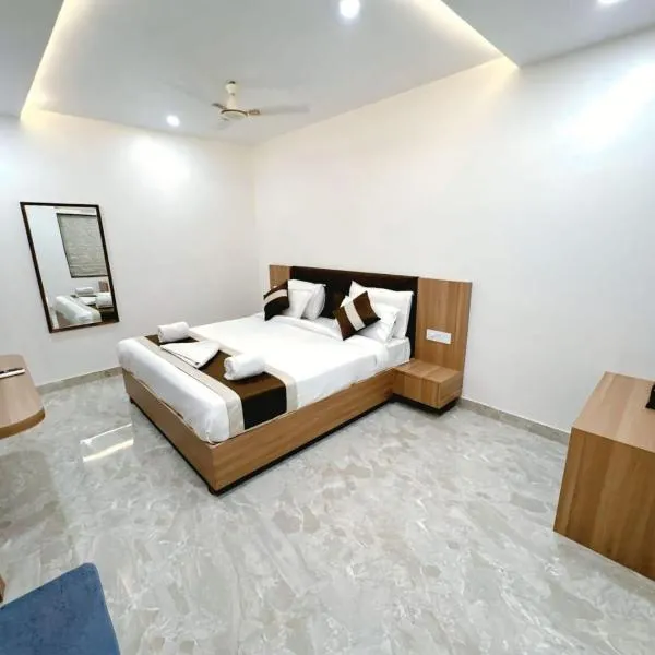 Hotel Green Highh - Laxmi Nagar Metro Station, готель у Нью-Делі