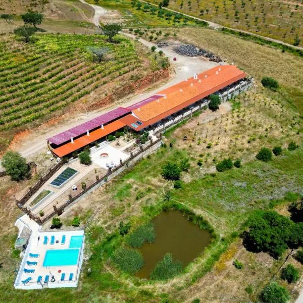 Herdade da Moringa, Hotel in Corte do Pinto