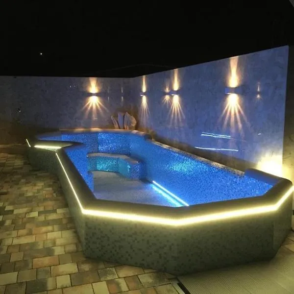 Centrum Apartman, hotel a Balatonfenyves
