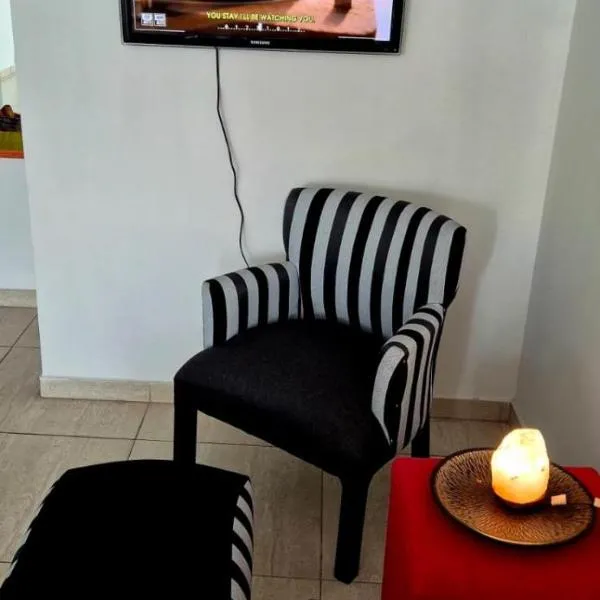 Departamento entero de un dormitorio Ideal familias, hotel em Rosário