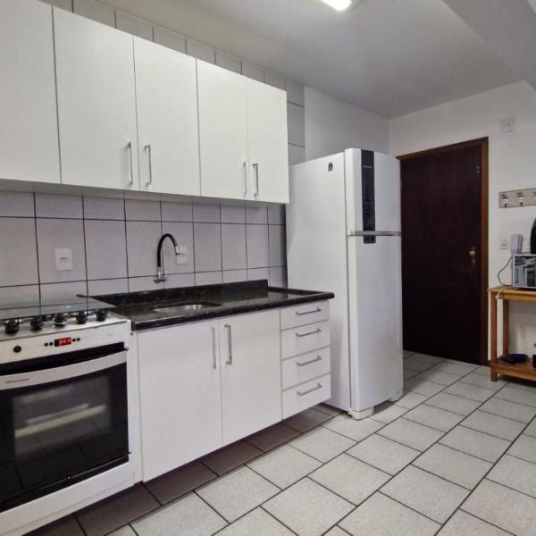 130 - Conforto e praticidade perto da praia