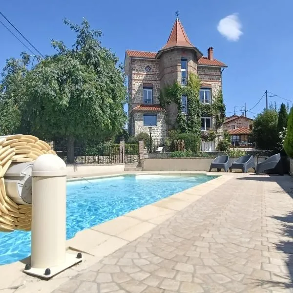 Pierres et souvenirs, хотел в Usson-en-Forez
