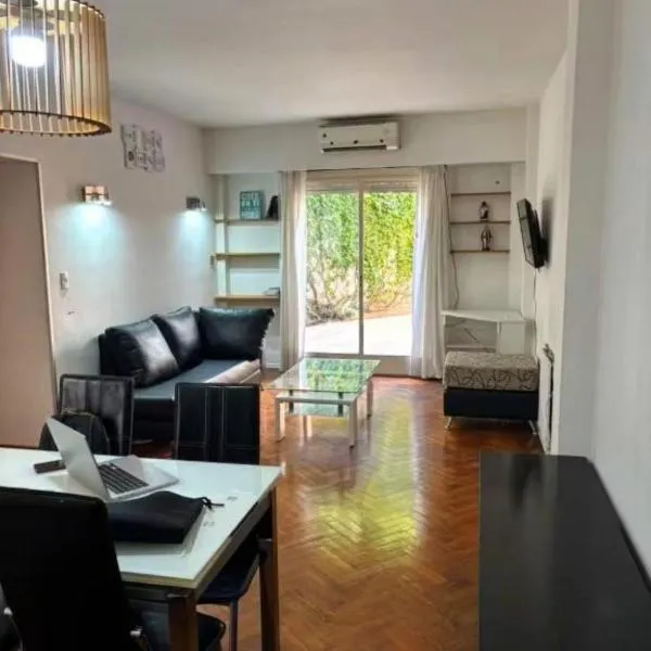 Excelente departamento en el centro de Martinez, hotel en Martínez