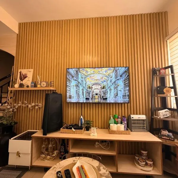 Balay Aero Suites 4BR- near Davao Airport，達沃市的飯店