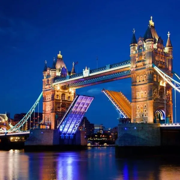 Montrose Apartments -Tower Bridge, hotel u Londonu