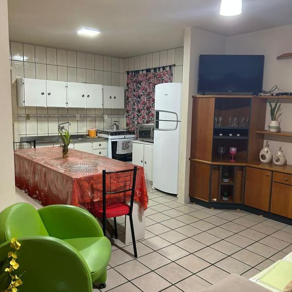 Casa no Canto da Praia - 150 metros da praia - Itapema - Foto 4
