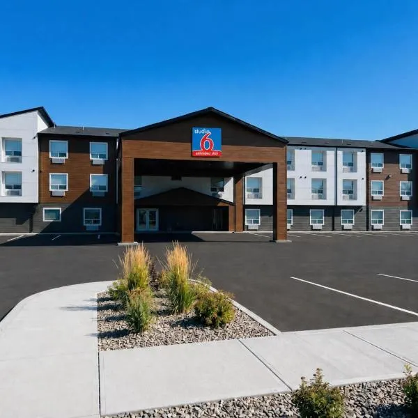 Studio 6 Dryden ON, hotel a Dryden