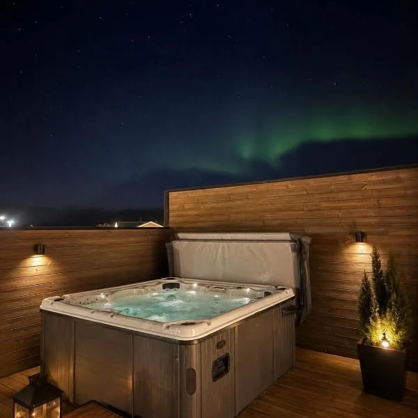 RealNorth VIP - 420m2 - Football field jacuzzi Billiards, hotel a Tromsø