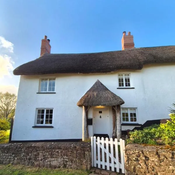 Hidden Stair at Middleways Cottage, Hotel in Sandford