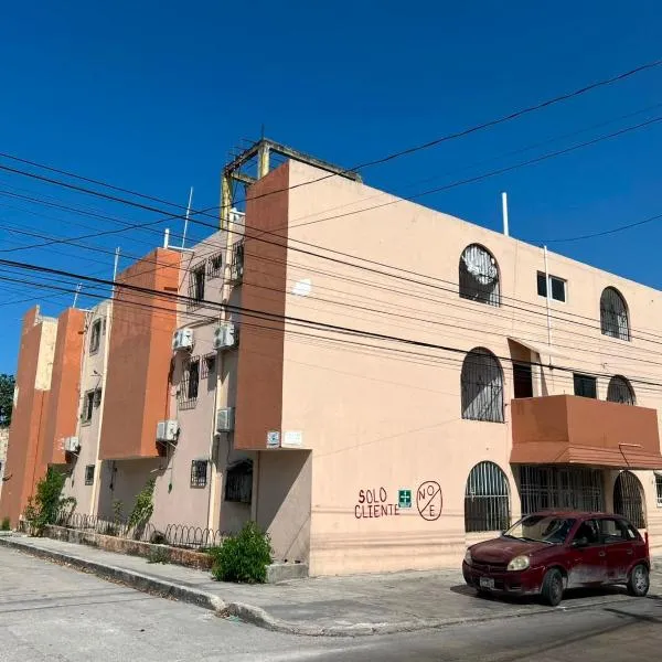 Casa de huespedes LOS SANTOS, hotel a Cancún