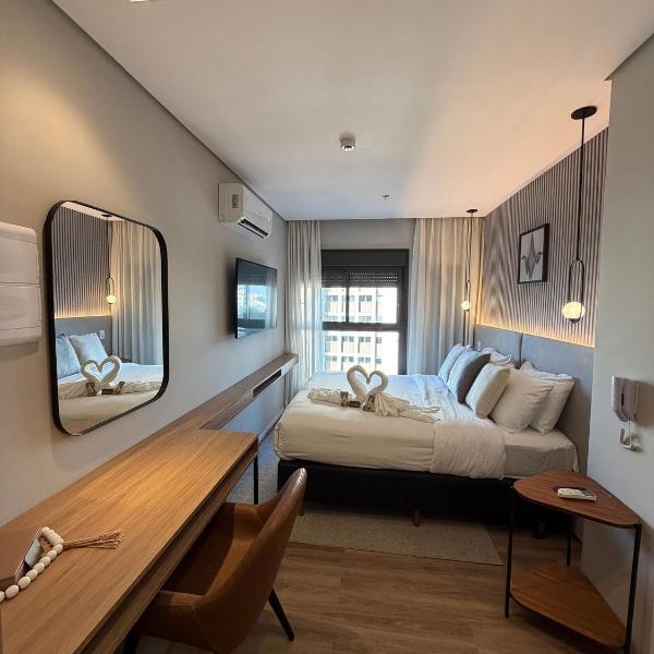 Flat Luxo em frente ao Rosewood e ao lado da FGV
