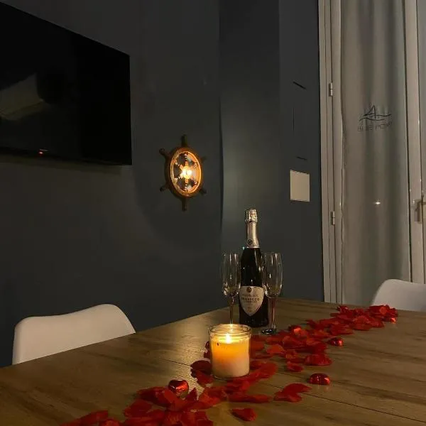 Blue Port Apartment, hotel di Bisceglie