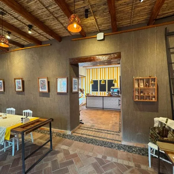 Hostal Suite Le Fabrique, viešbutis mieste Kuenka