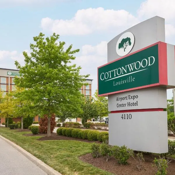 Cottonwood Airport & Expo Hotel Louisville โรงแรมในลุยส์วิลล์