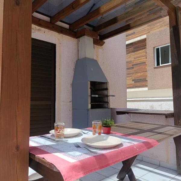 APTO 50M PRAIA- 4 PESSOAS, WIFI, SACADA, CHURRASQUEIRA, GARAGEM PARA VEICULOS PEQUENOS - Residencial Roveda - Foto 4