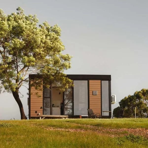 Tallarook Hilltop Tiny House 1 by Tiny Away โรงแรมในTallarook