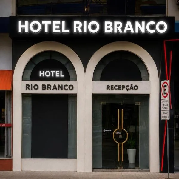 Hotel Rio Branco C Garagem Fechada, готель у місті Ріу-ду-Сул
