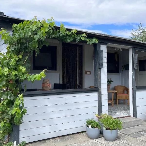 Ferienhaus mit Herz โรงแรมในLandkern