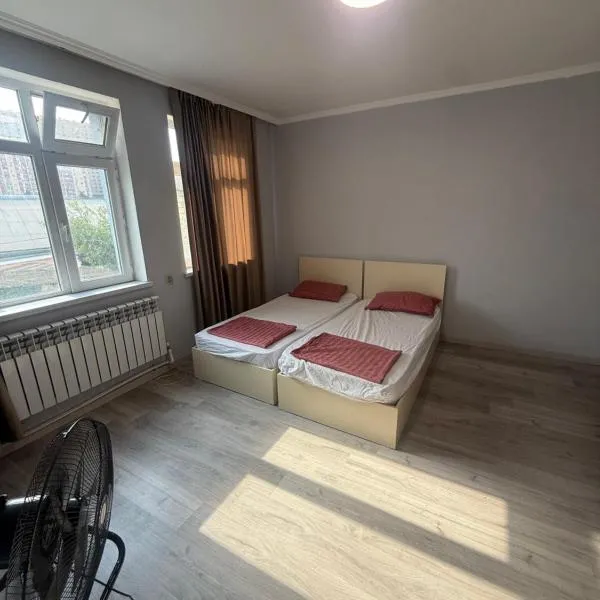 Yasamal Hostel, hotel em Baku