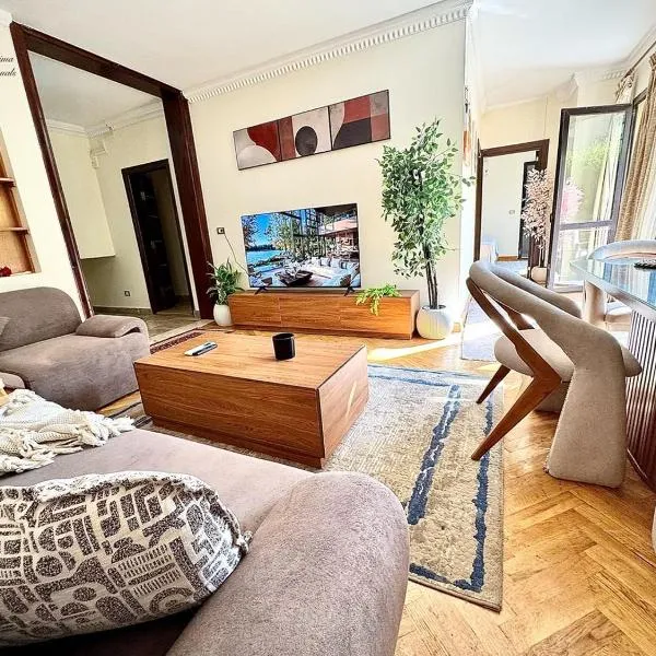 Elite Apartment 2 B with 180 Meter Garden in East Town Sodic New Cairo, Hotel in Kairo