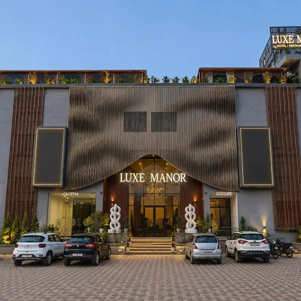Hotel Luxe Manor – hotel w mieście Mohali