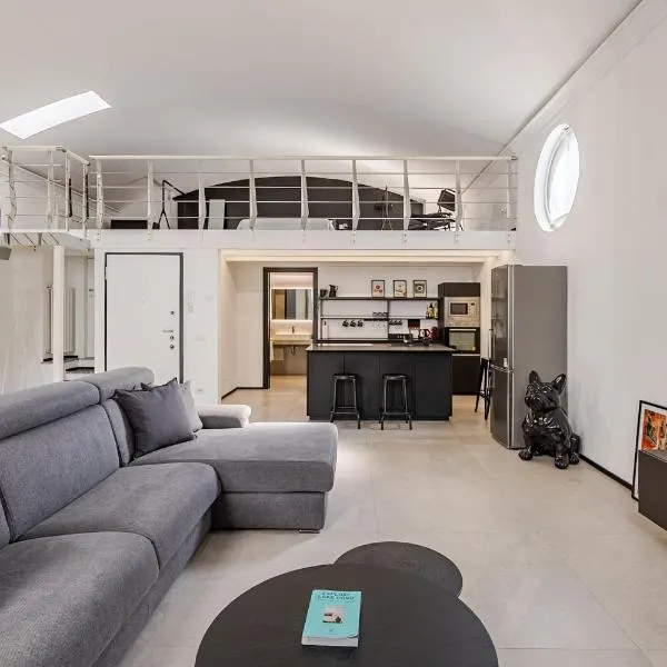 Diaz Novantuno - Luxury Apartments Como City Center, khách sạn ở Como