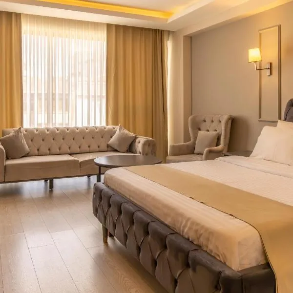 PETRA HOTEL TUZLA, hotelli kohteessa Tuzla
