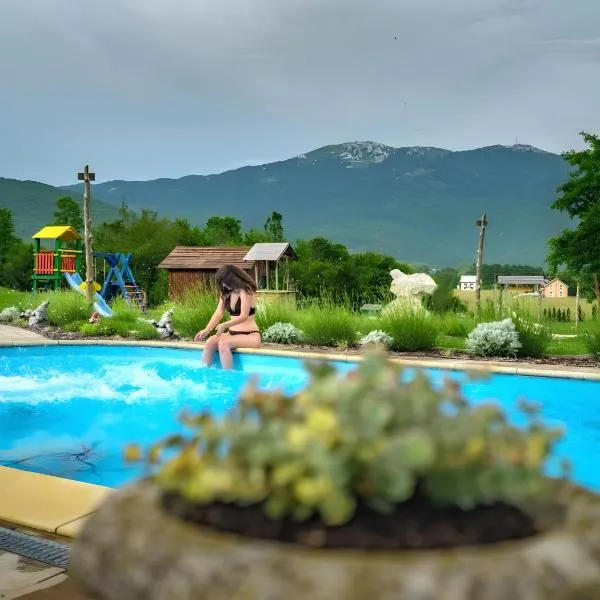 Holiday Park Plitvice Paradise, viešbutis mieste Korenica