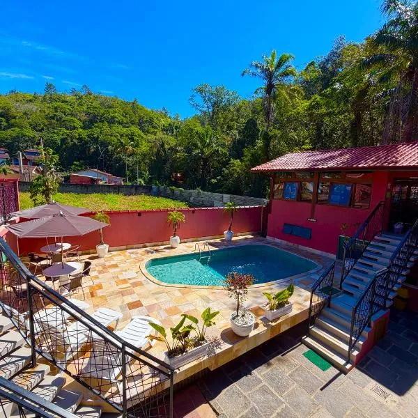 Pousada Pitel Ubatuba - Praia das Toninhas, готель у місті Убатуба