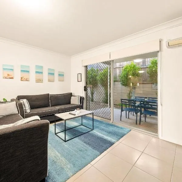Dakabin Comfort Cozy Townhouse Ideal for Families, ξενοδοχείο σε Kallangur