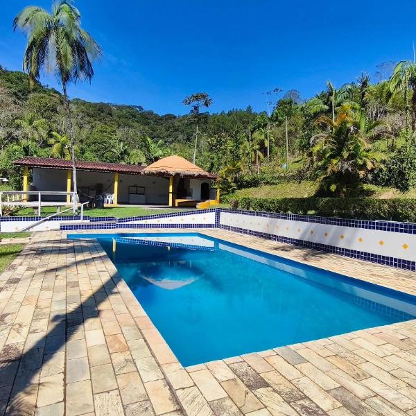 Chácara 50 Pessoas: 5 Dorms, Lago e Piscina LT0001