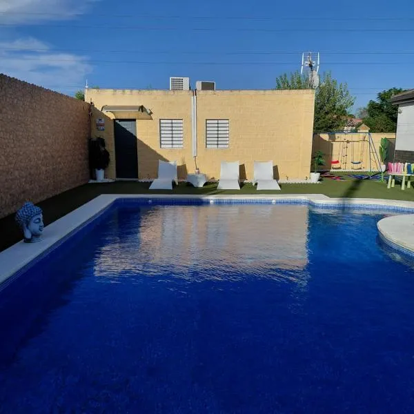 Casa Rural Circuito, hotel v destinaci Seville