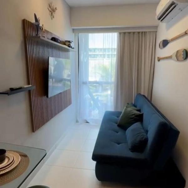 Makia Beach Flat