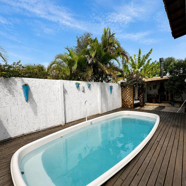 Casa em condomínio, piscina, churrasqueira -LEO605