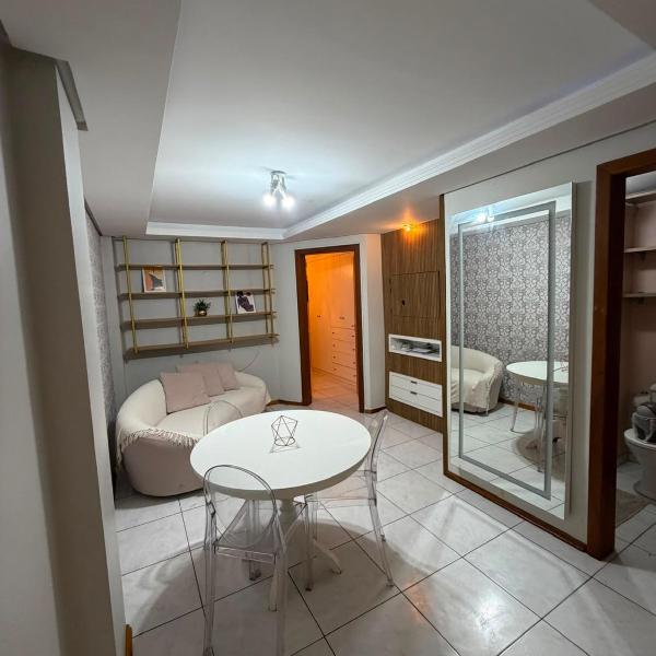 Apartamento na avenida mais charmosa da serra