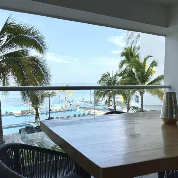 Wake Up to Ocean Views and Complimentary Breakfast, hotel en Puerto Vallarta