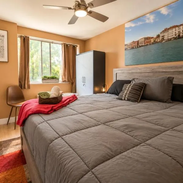2BR Urban Comfort 2 King Beds & Movie Nights, hotel en Atlanta
