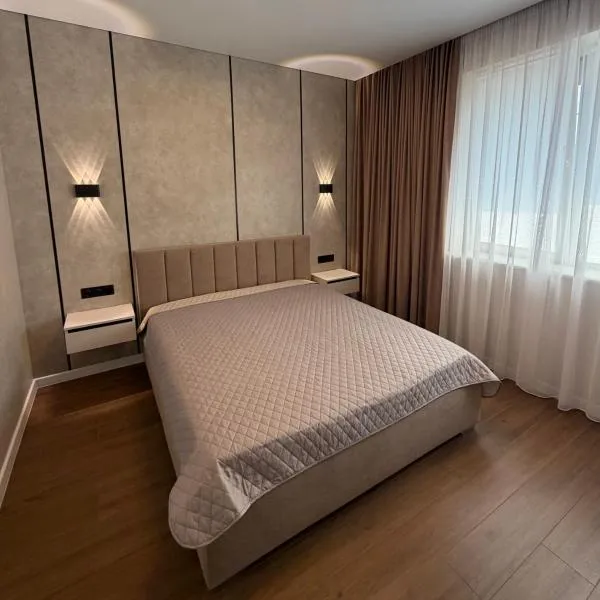 2-кімнатні LUX апартаменти, hotel sa Zhytomyr
