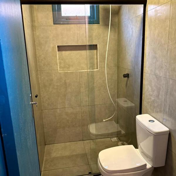 Suite com ar condicionado e perto da praia - Foto 3