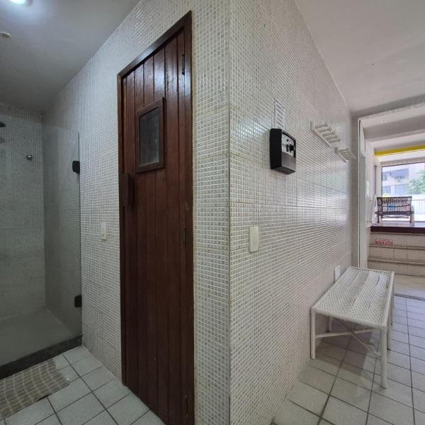 Luxuoso Apart - Copacabana - Piscina, Academia, Sauna e Garagem - Foto 3