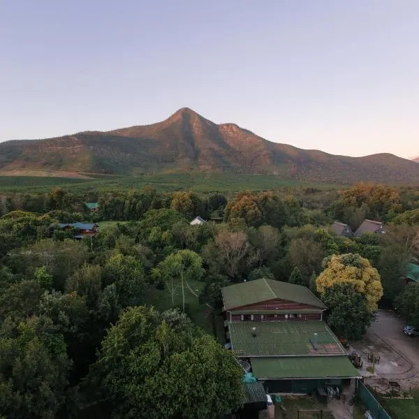 Storms River Forest Lodge, готель у місті Стормсрівер