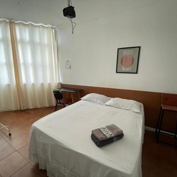 Quarto privado a 160 metros da Praia do Farol da barra 1