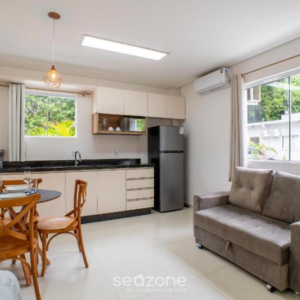 Moderno em Cond. c/ Garagem no Rio Tavares ALA0001