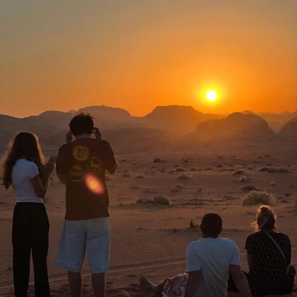 Wadi Rum Jeep Tours & Bedouin Camp - Salem Road Camp, khách sạn ở Wadi Rum