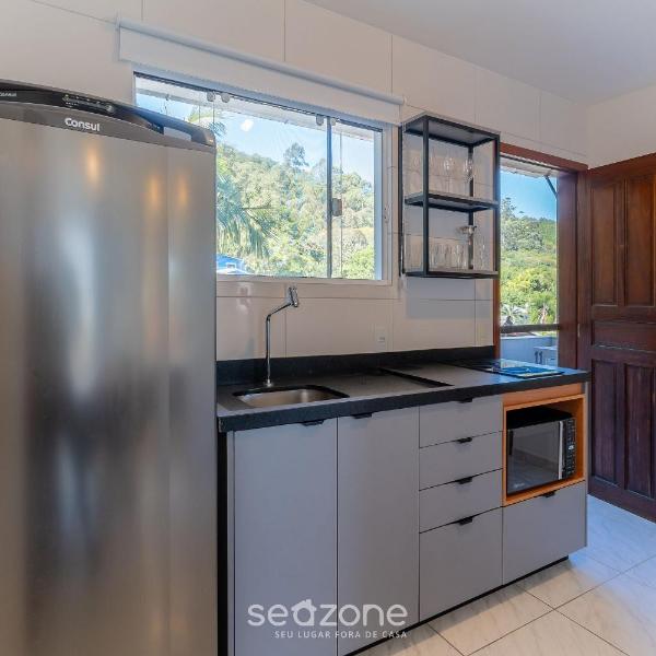 Apartamento Charmoso em Jurerê JMA011