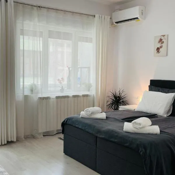 Lisis Premium Apartments, hotel a Reşiţa