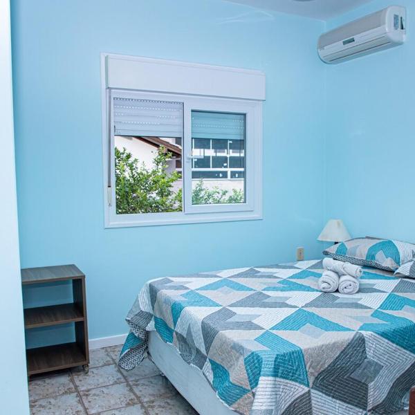 Casa a poucos passos do mar em Canajurere - Foto 2