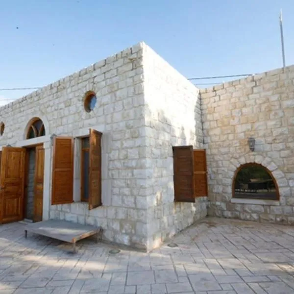Abdelli Terraces in Batroun, hotel a Batroûn