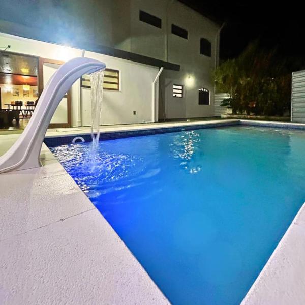 Casa Cibratel Garden - Piscina, 5 suítes e espaço para 22 pessoas